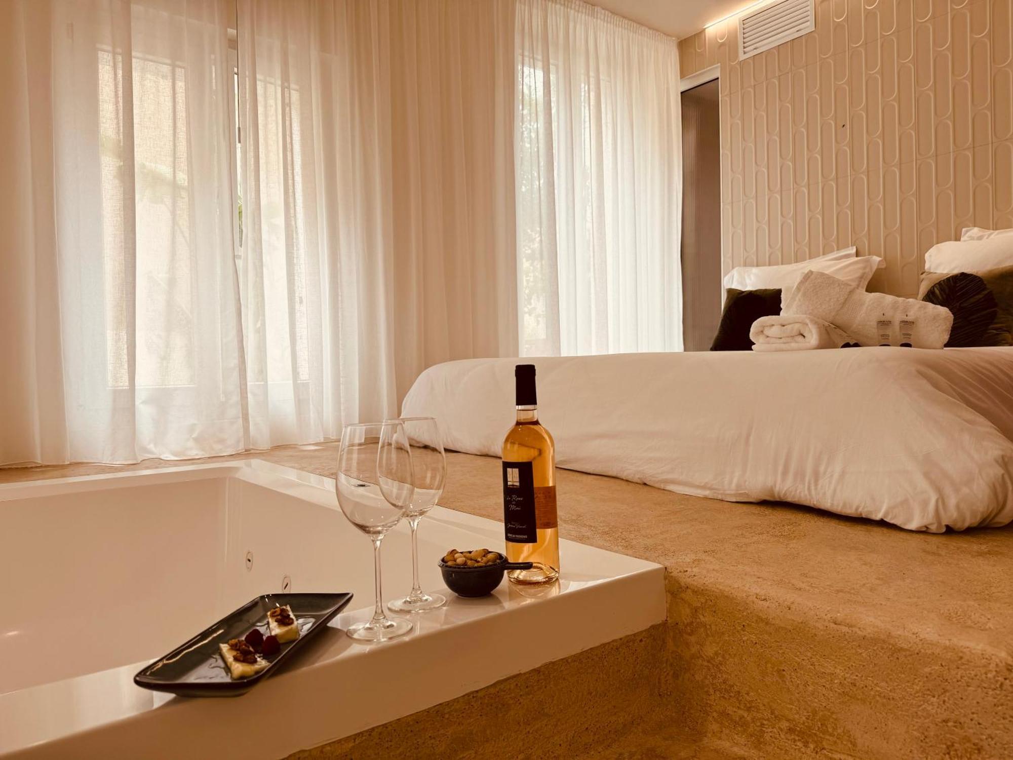 Maison Lyo Suite Luxe Cannes Ngoại thất bức ảnh